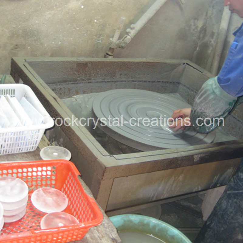 Grinding Machine for big items.